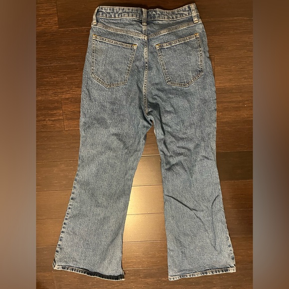 Abercrombie & Fitch, Curve Love High Rise Vintage Flare Jean, Medium Wash - Picture 4 of 4